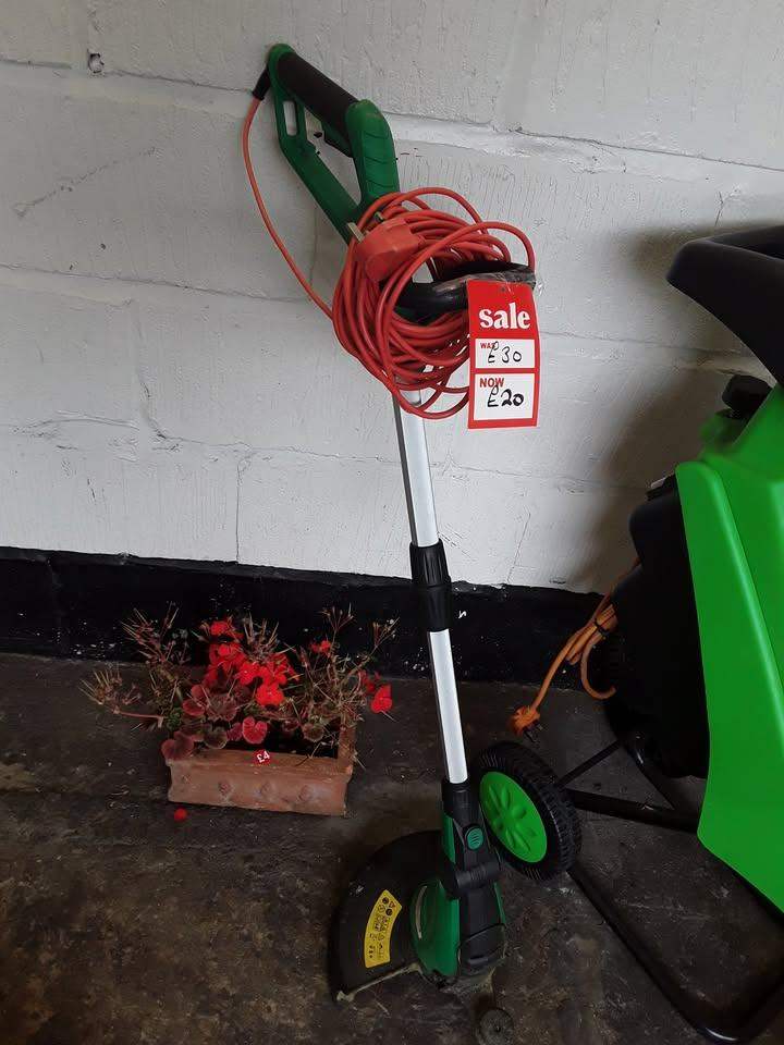 Aldi Gardenline grass strimmer Copley Mill Low Cost Moves 2nd Hand Furniture STALYBRIDGE SK15 3DN