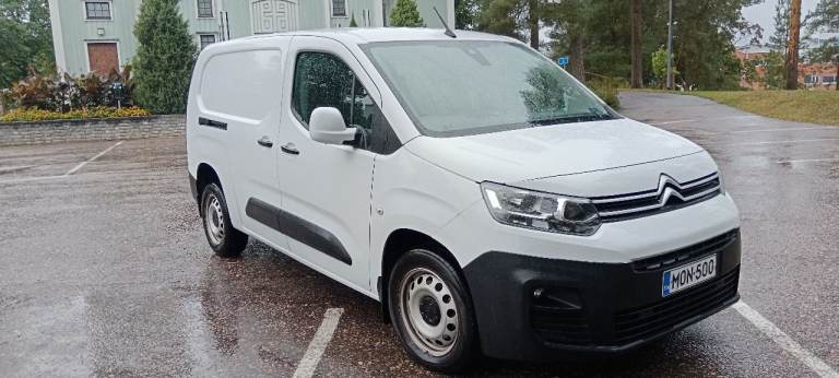 2023 Citroen Berlingo 1,5 BlueHDI Automatic Enterprisw-RHD-Excellent Condition