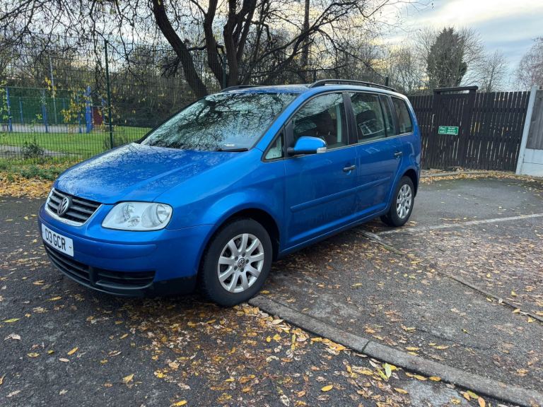 VOLKSWAGEN TOURAN 7 SEATER