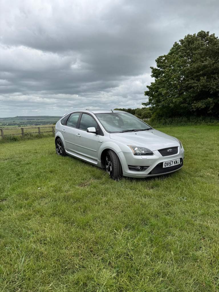 Ford, FOCUS ST2, Hatchback, 2007, Manual, 2522 (cc), 5 doors