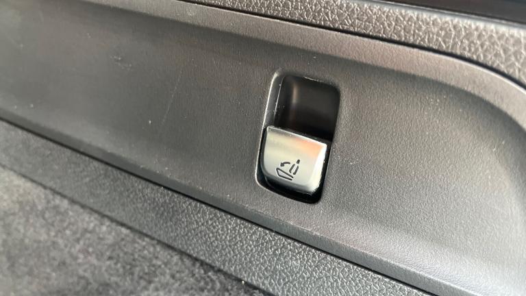 2020 Mercedes-Benz GLC GLC 300 AMG LINE PREM + D Estate Diesel Automatic