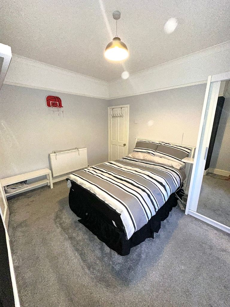 Double Room Ready to Let 