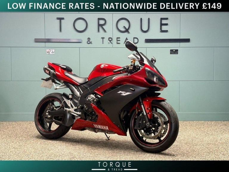 2009 58 YAMAHA R1 4C8 - YOSHIMURA EXHASUT - LOVELY GENUINE EXAMPLE - CLEAN BIKE