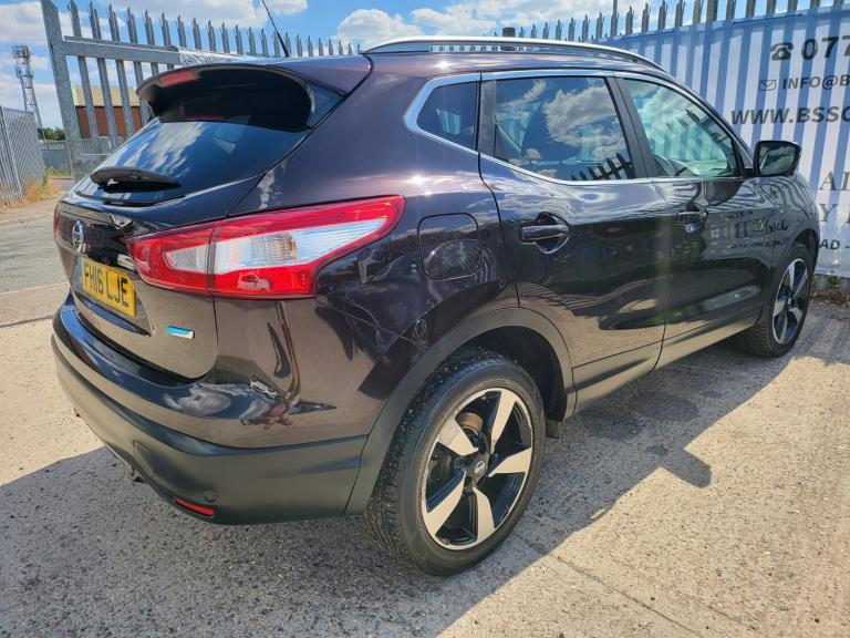 2016 Nissan Qashqai 1.5 dCi N-Tec+ 5dr HATCHBACK Diesel Manual