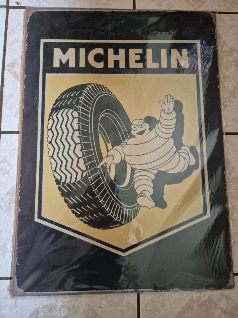 Vintage style Michelin tyre metal 