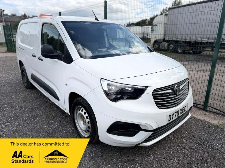 2020 Vauxhall Combo 1.5 Turbo D 2300 Sportive L2 H1 Euro 6 (s/s) 4dr PANEL VAN Diesel Manual