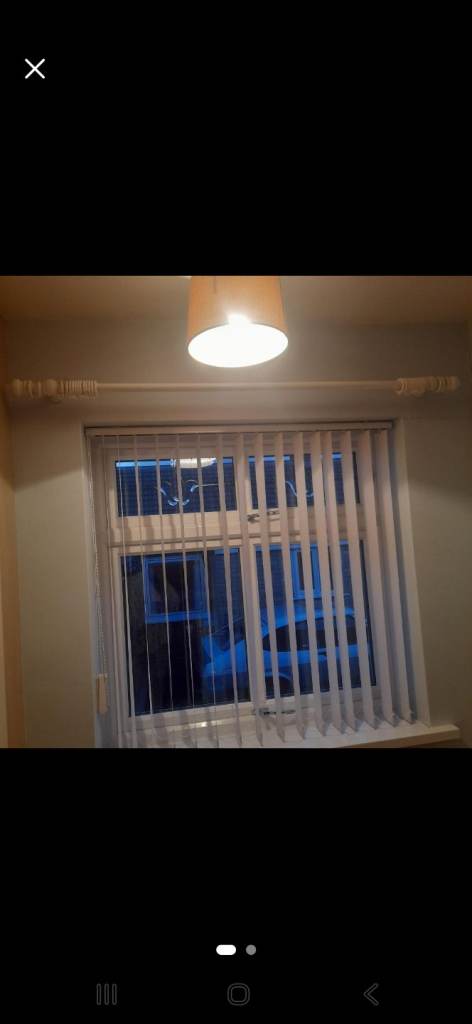 Curtain pole 