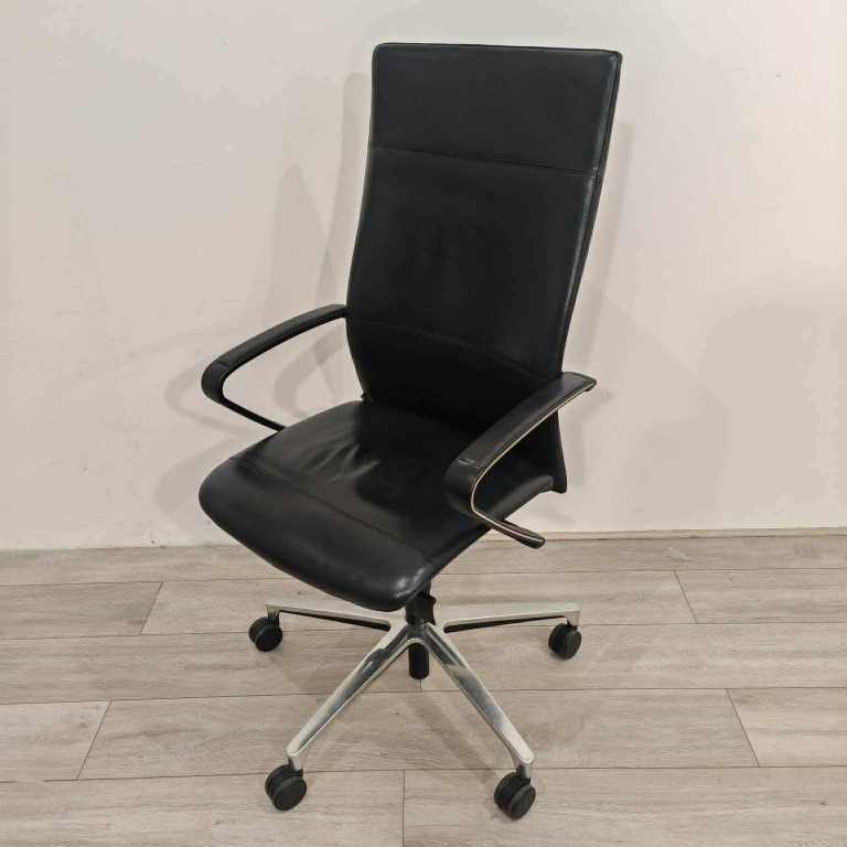 Klöber Executive Conference Chair – Black Leather – Height Adjustable – Swivel Base
