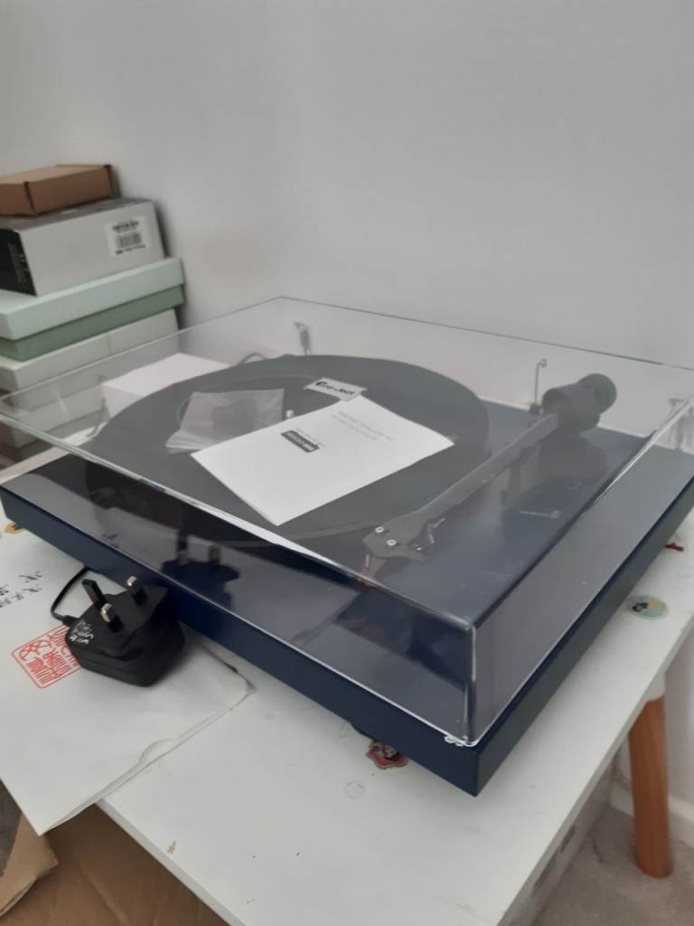 ProJect Debut Carbon Evo Turntable