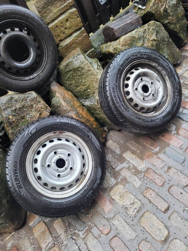 2x 16inch ford transit wheels and tyres size 215 65 16c 