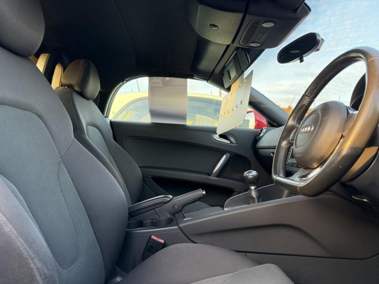 AUDI TT 1.8 TFSI 2010