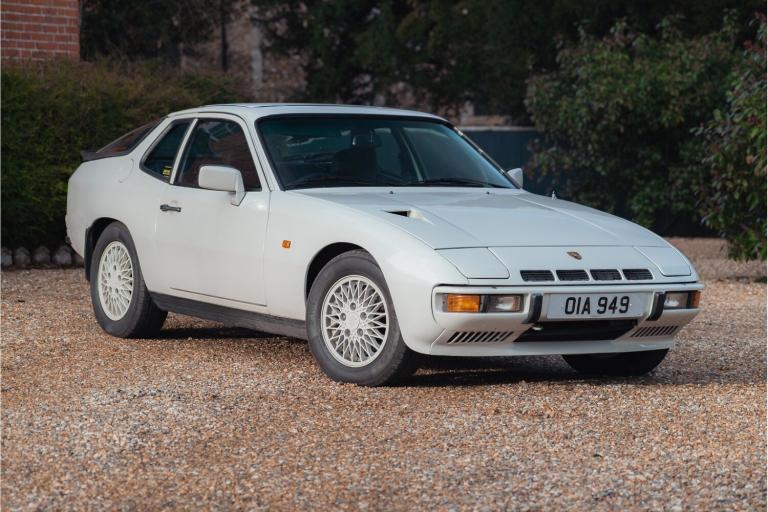 1981 Porsche 924 Turbo  PETROL Manual