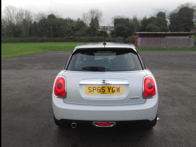 2015 MINI Hatch 1.5 Cooper 5dr HATCHBACK Petrol Manual