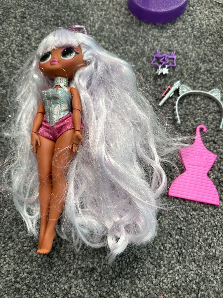 LOL doll & accessories