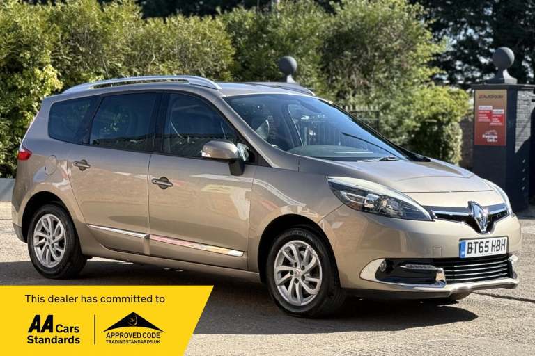2015 Renault Grand Scenic 1.5 dCi Dynamique Nav Auto Euro 6 5dr Diesel