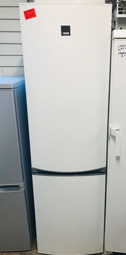 🚚Zanussi 2M tall fridge freezer can deliver £169