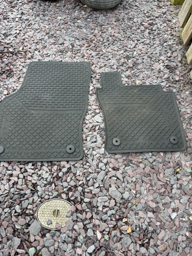 Genuine vw golf 7.5  front mats