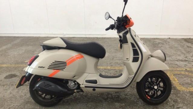 PIAGGIO VESPA GTV 300 - 2023 Petrol Automatic in Beige