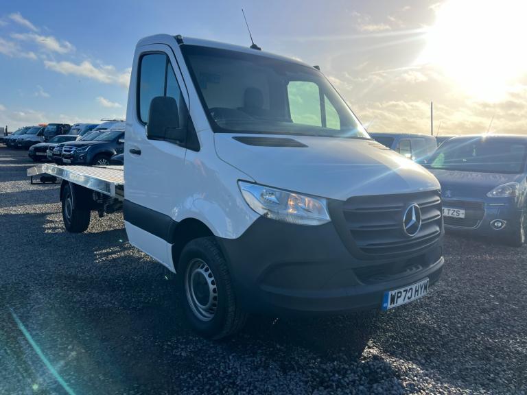 MERCEDES-BENZ SPRINTER RECOVERY TRUCK