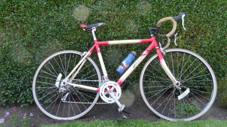 Superb hand built Orbit road bike like brand new. Ideal Xmas present