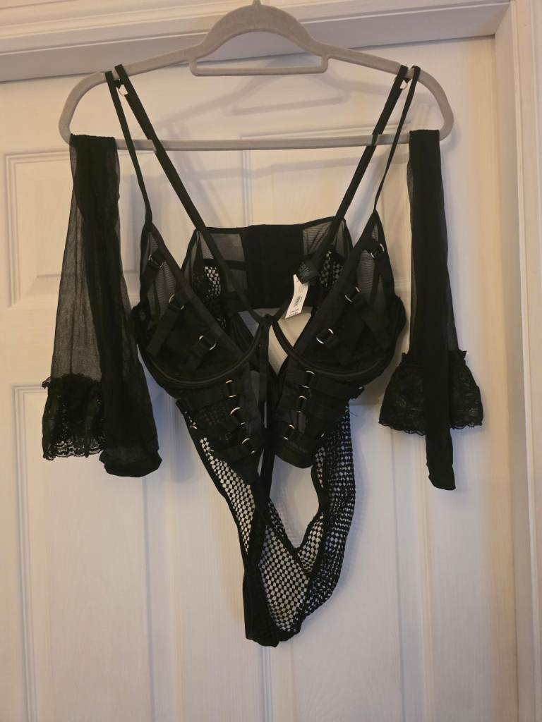 New Masterpiece Crotchless Body Lingerie – Black, Size L