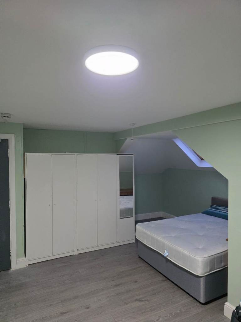 2 Modern Rooms to Rent in South Ruislip Close to Station