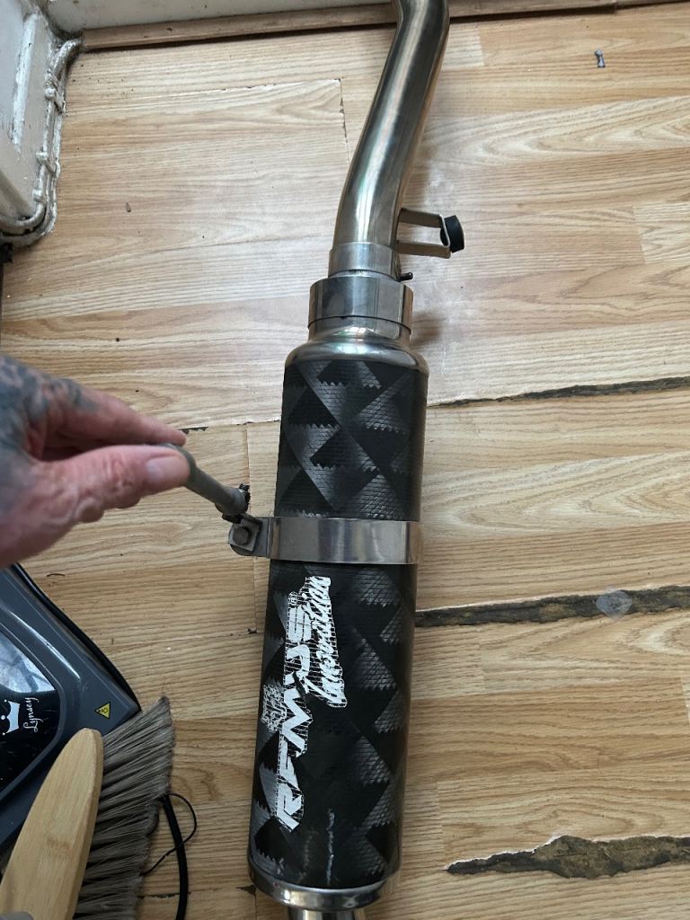 Suzuki bandit 600/1200 link pipe an end can