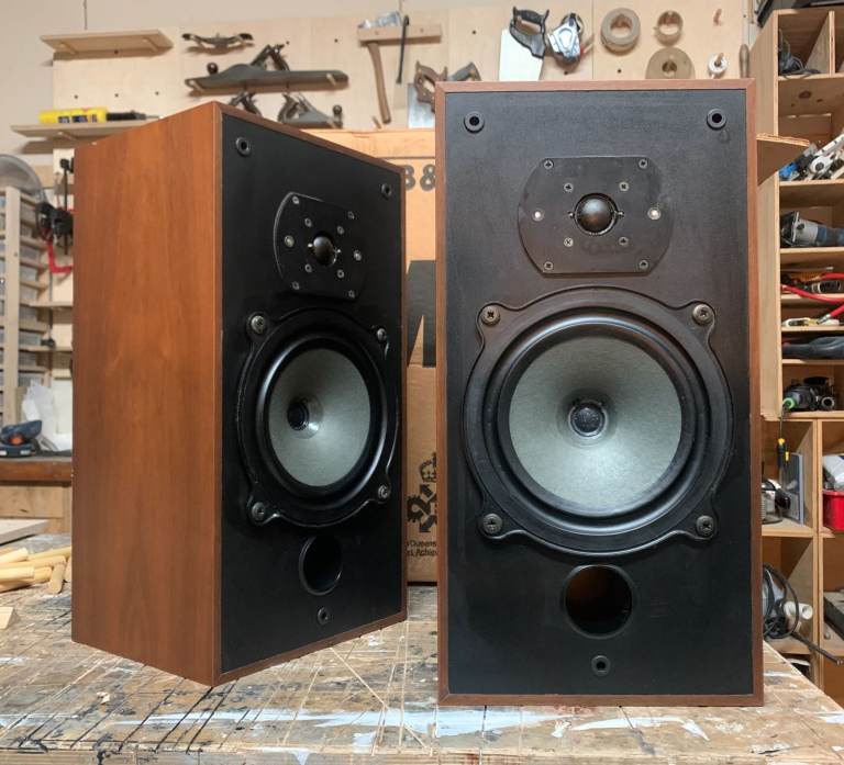 B&W DM10 Bookshelf Speakers. Boxed. Bowers & Wilkins