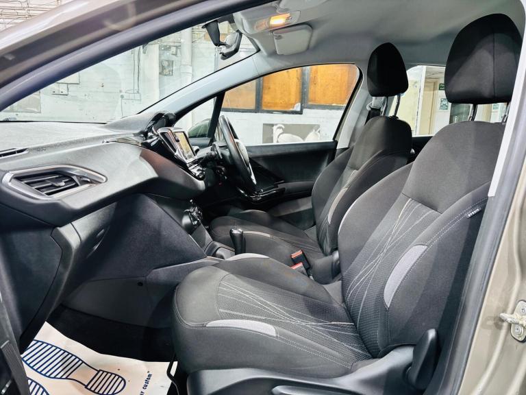 2012 Peugeot 208 1.4 e-HDi Active EGC Euro 5 (s/s) 5dr HATCHBACK Diesel Automatic