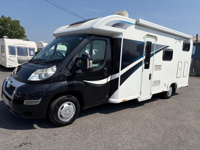 Bailey Approach Autograph 750 4 berth 2014 **NICE CONDITION**LOW MILES**