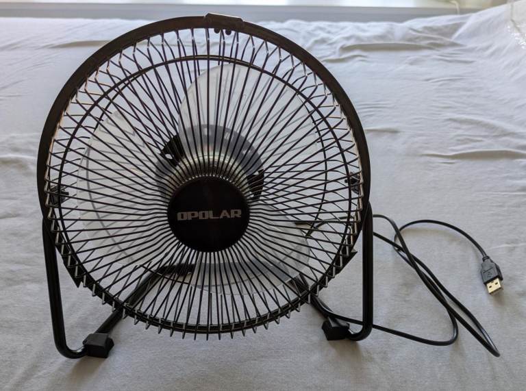 OPOLAR 9 Inch USB Adjustable Tilt Desk Fan **Excellent Condition** £5