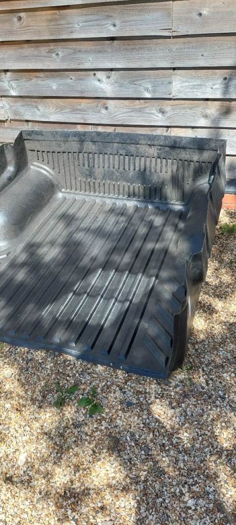 Heavy duty truck bed liner