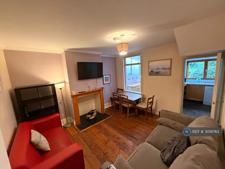 4 bedroom house in Albany Road, Bath, BA2 (4 bed) (#3019763)