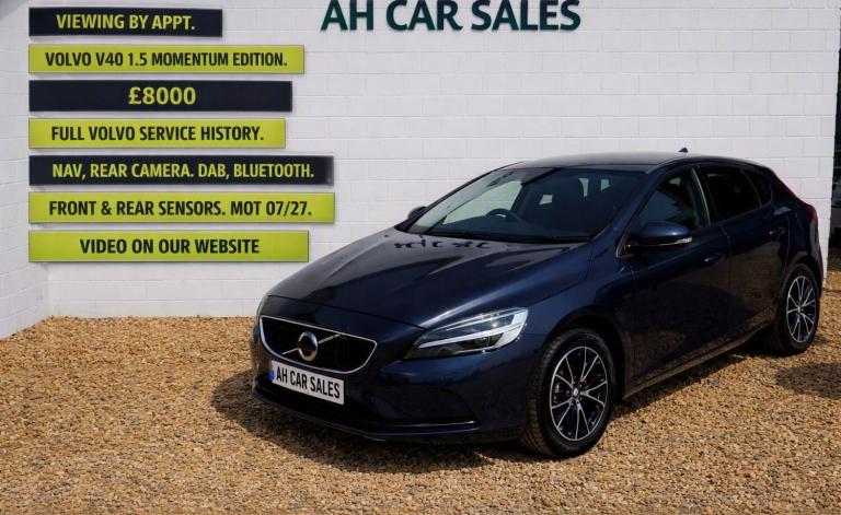 2019 Volvo V40 T2 [122] Momentum Edition 5dr Geartronic HATCHBACK Petrol Automatic