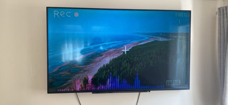 65 inch Toshiba TV smart