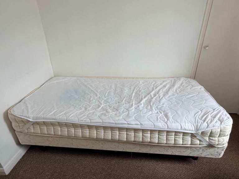 Single bed for free
