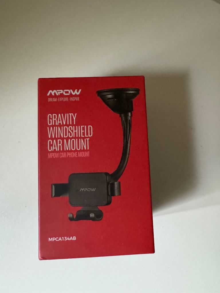 New boxed windscreen gravity car mount 