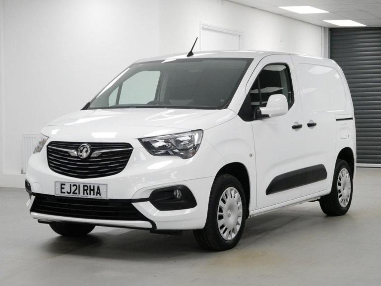 2021 VAUXHALL COMBO 1.5 TURBO D 100 BHP L1 SWB 2300 SPORTIVE