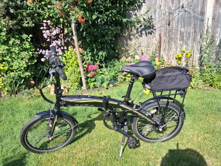 Lovely Legal Crosscity Carrera folding ebike