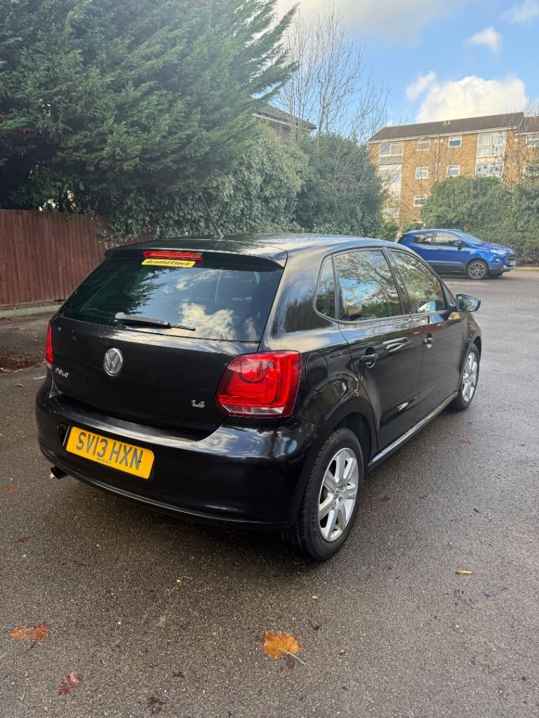 VOLKSWAGEN POLO Auto