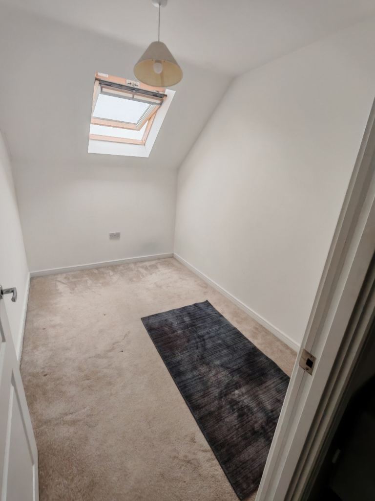 Single room for rent.