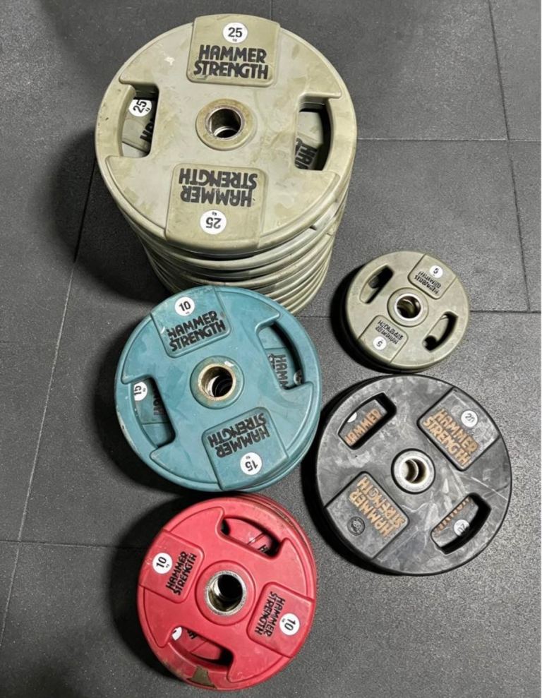 Hammer strength weight plates