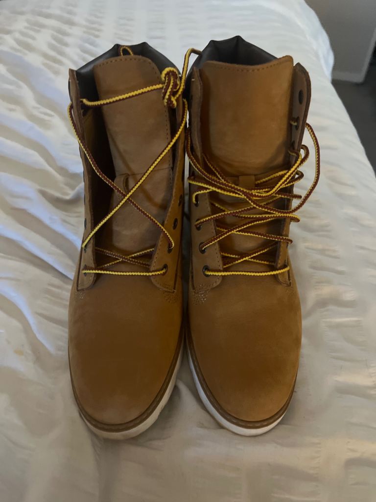 Females timberland boots