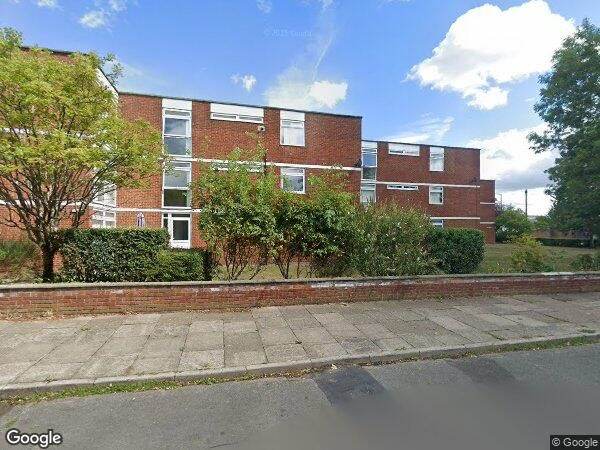 Room in quiet shared flat to rent 