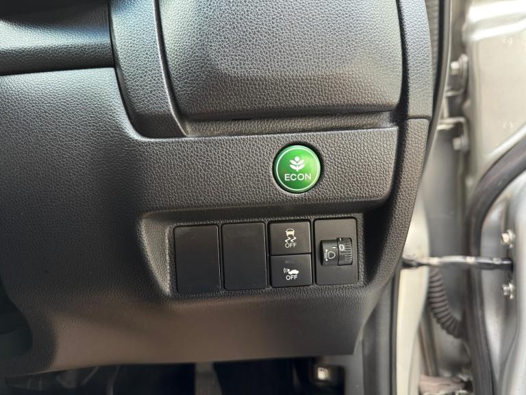 2025 Honda Fit JAZZ 1.5 HYBRID AUTO Hatchback PETROL Automatic