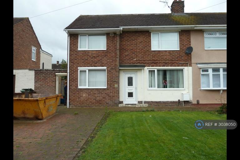 2 bedroom house in Reynoldston Avenue Roseworth, Stockton On Tees, TS19 (2 bed) (#3038050)