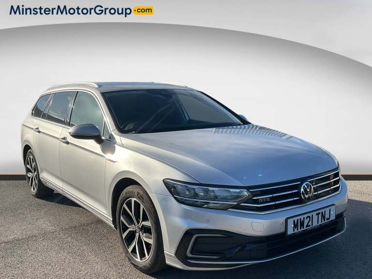 2021 Volkswagen Passat GTE S-A Estate PETROL/ELECTRIC Manual