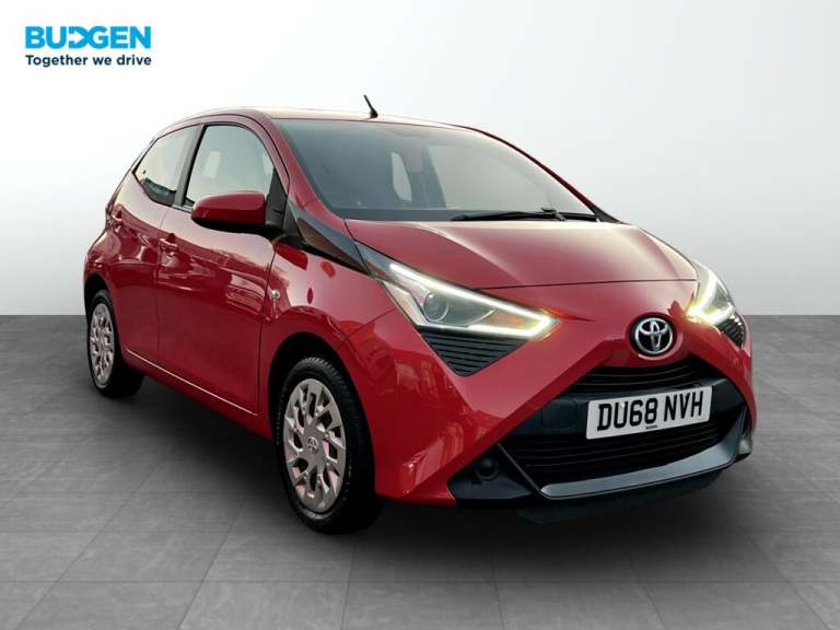 2018 Toyota AYGO 1.0 VVT-i x-play Euro 6 5dr HATCHBACK Petrol Manual