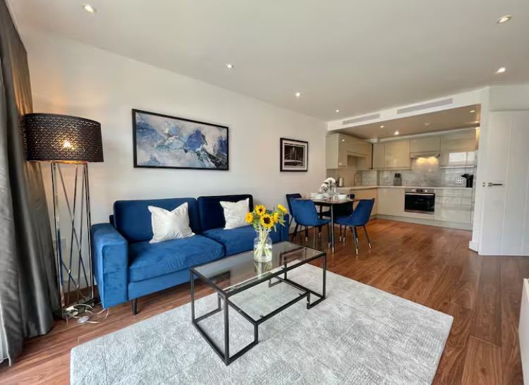Stunning 2bedroom apartment next to Battersea power station 