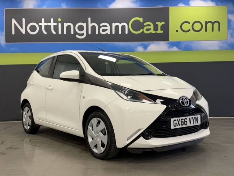 2016 Toyota AYGO 1.0 VVT-i x-play Hatchback 5dr Petrol x-shift Euro 6 (68 ps) Hatchback Petrol Au...